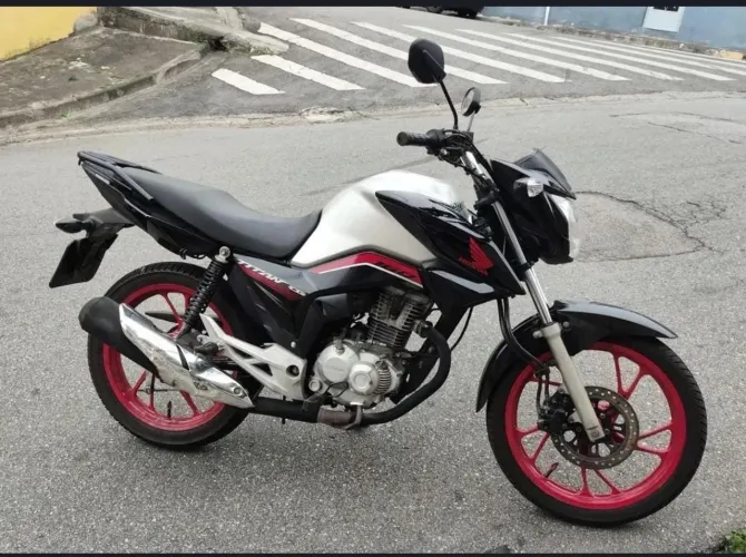 Vendo titan 160