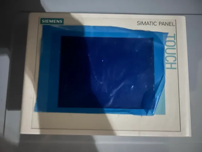 IHM Siemens SIMATIC TP177B DP 6AV6642-0BC01-1AX1 Touch Panel 5,7?