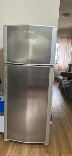 Vende-se geladeira 