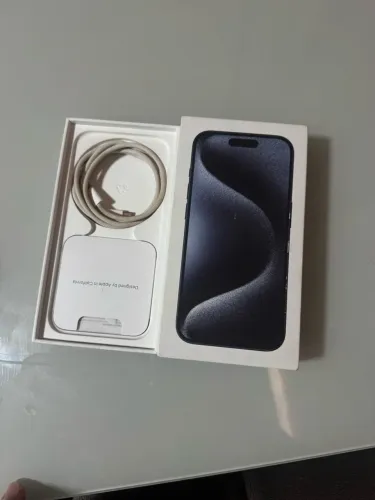 Vendo iPhone 15 pro 128gb seminovo 