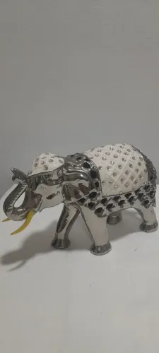 Elefante Prata e Branco Cerâmica 
