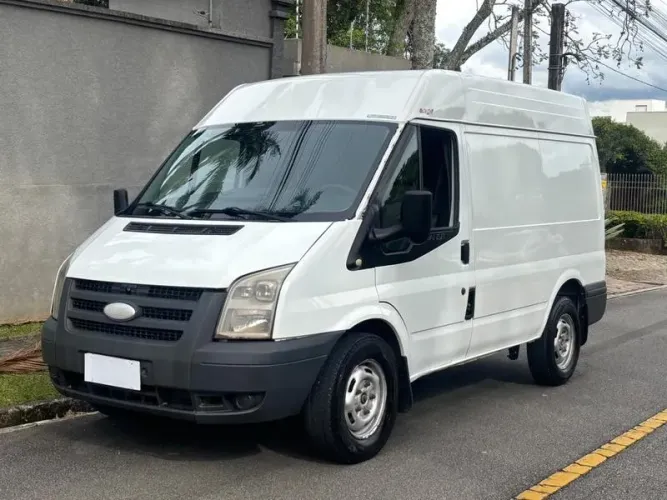 Ford Transit Furgão 3330 2.4 Tdci Curto Dies. 2010