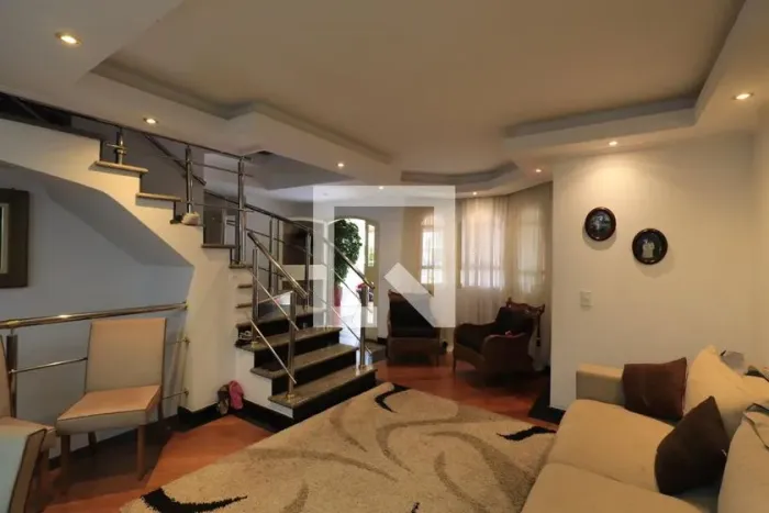 Casa à Venda - Vila Carrão, 4 Quartos, 450 m2