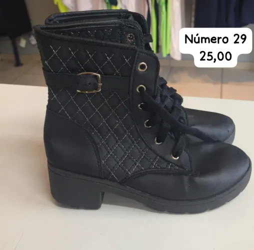 Bota infantil número 29