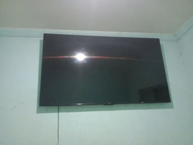 Smart tv TCL 65 polegadas ideal pra concerto led queimado
