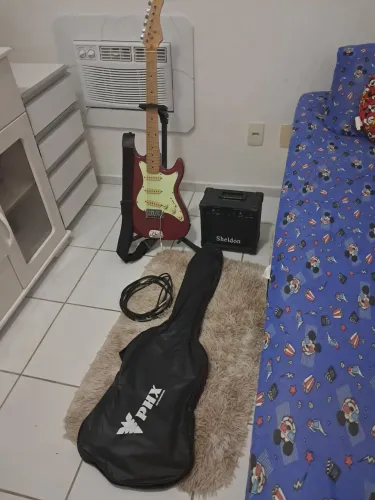 Guitarra Strinberg pronta pra tocar