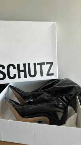 bota schultz nova