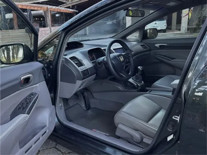Honda Civic Sedan LXS 1.8/1.8 Flex 16V Mec. 4P 2007