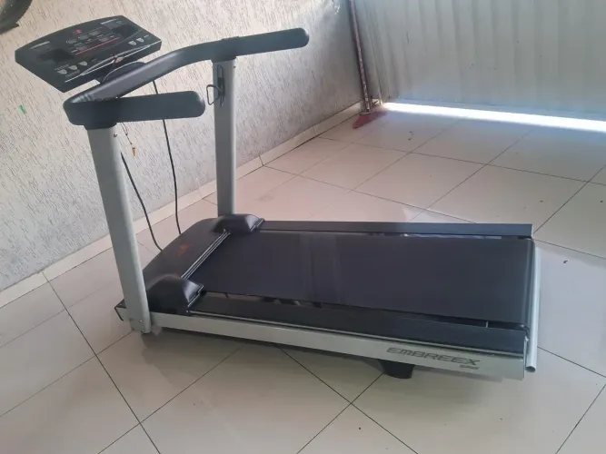 Esteira profissional Embreex 566(18km/h)motor placa weg