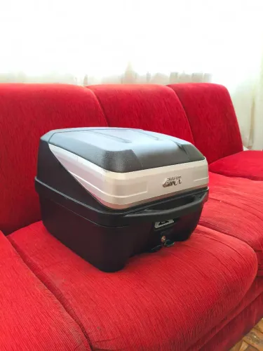 Baú Bauleto Givi Monolock Traffic III T33nbr 33 Litros 
