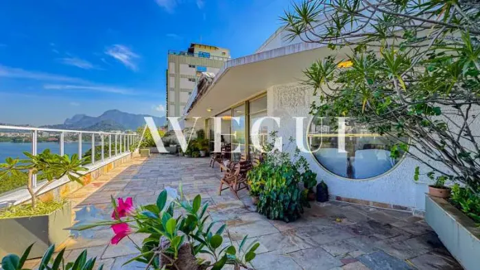 Cobertura duplex de 510 metros quadrados na Lagoa. : / Residencial / Lagoa