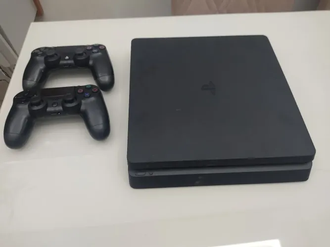 PlayStation 4 slim de 1 tera