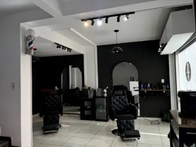 BARBEARIA COMPLETA NO CENTRO DE SANTO ANDRE