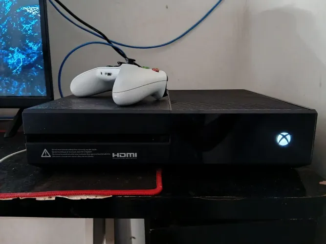 Xbox One 700GB + Controle + Bateria | Aceito Trocas