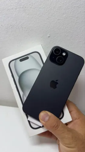 iPhone 15 256GB
