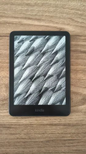 Kindle Paperwhite 12ª Geração 16GB + Capa