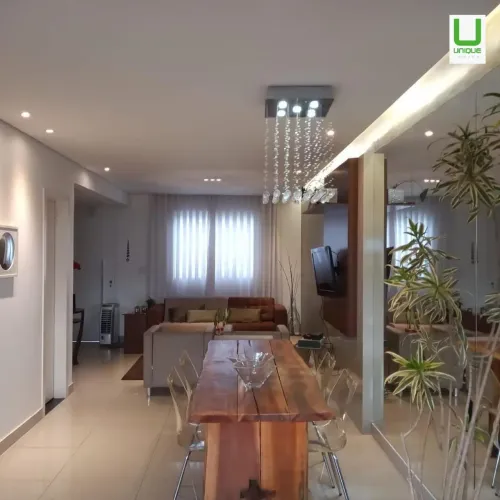 CASA AMPLA E CONFORTAVEL EM CONDOMINIO FECHADO