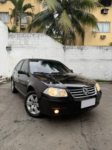Volkswagen Bora 2.0/ 2.0 Flex 8V Aut. 2010
