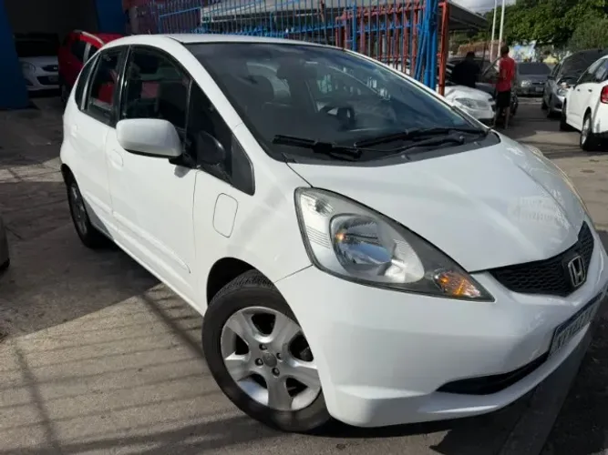 Honda Fit LX 1.4/ 1.4 Flex 8v/16v 5P Aut. 2011