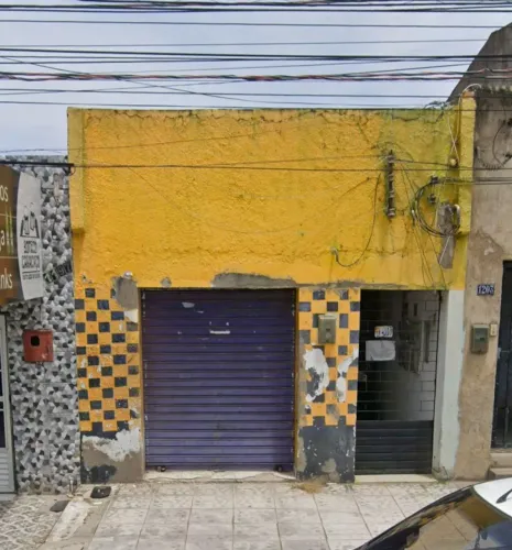 VENDO 4 CASAS COM PONTO COMERCIAL