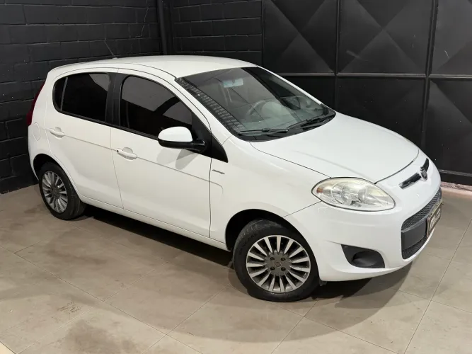 Fiat Palio Essence Dualogic 1.6 Flex 16V 5P 2013