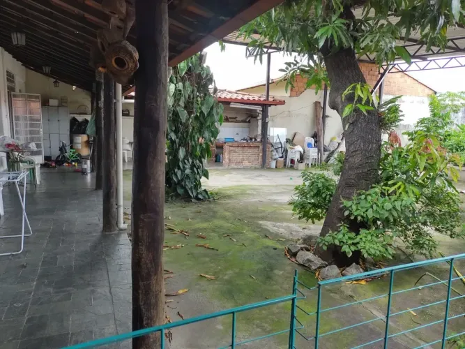 Casa para aluguel com 220 m² quadrados com 6 quartos em Glória - Belo Horizonte - MG