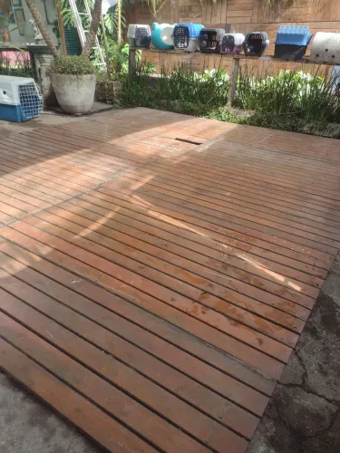 Deck de madeira
