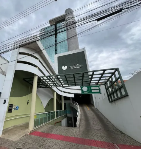Oportunidade Única: Sala Comercial no Centro de Chapecó - Perfeita para Profissionais da S