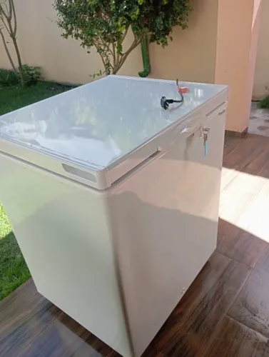 Freezer Fricon 216L - Estado de Novo