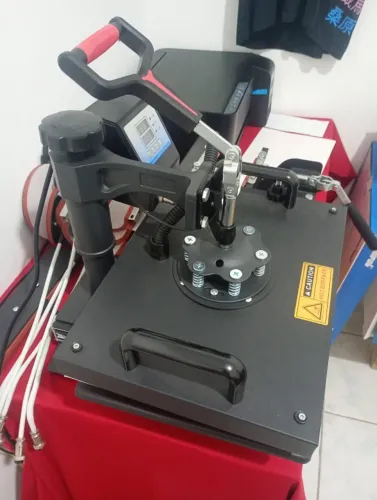 Prensa Térmica sublimação 10 em 1 + Impressora Epson Eco Tank + acessórios.