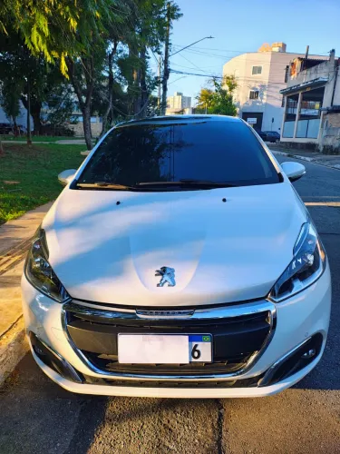 Peugeot 208 Griffe 1.6 Flex 16V 5P Aut. 2018