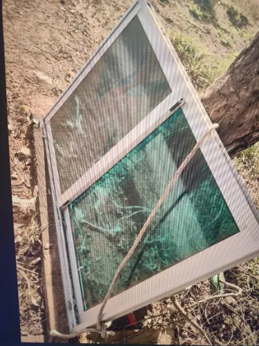 Vendo 3 janelas da linha suprema com vidros duplos laminados