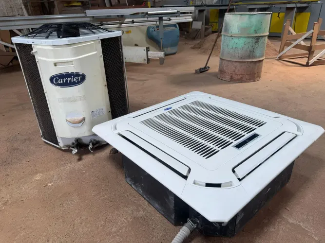AR CONDICIONADO CASSETE 36000 BTU CARRIER INVERTER