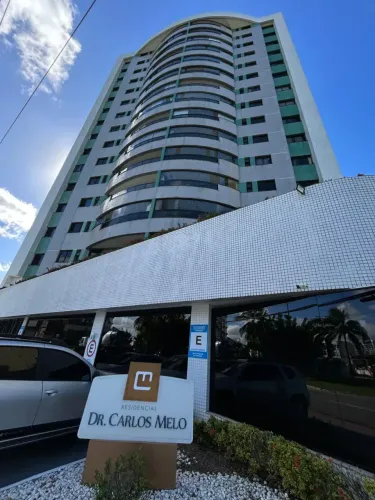 Doutor Carlos Melo - frente ao Parque da Sementeira