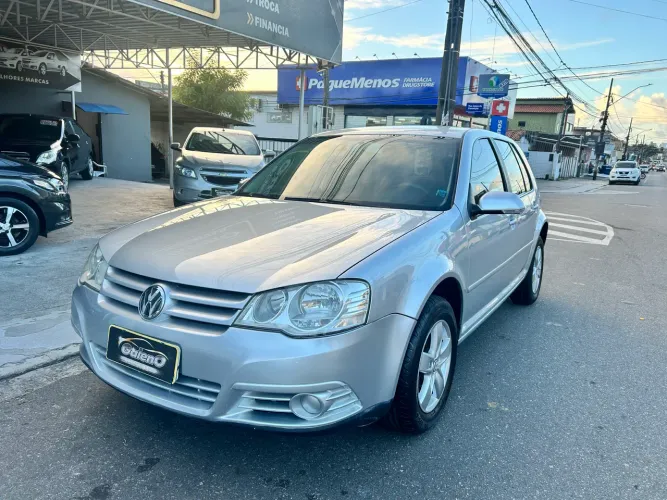 Volkswagen Golf 1.6 MI Total Flex 8V 4P 2010