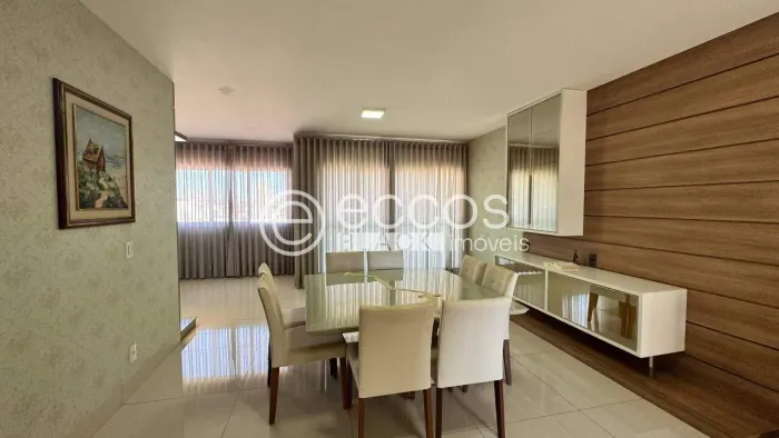 Apartamento para aluguel, 3 quartos, 3 suítes, 2 vagas, Copacabana - Uberlândia/MG