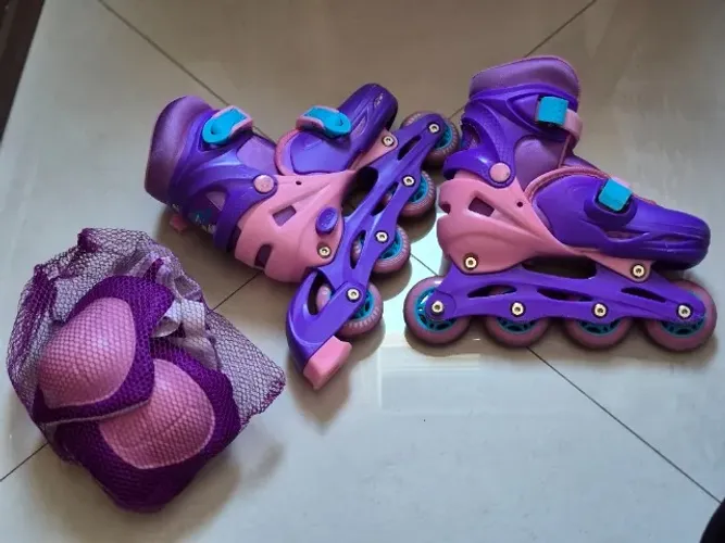 Patins infantil com kit de segurança tamanho 30- 33