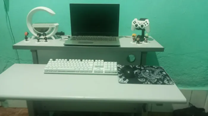 Mesa de escritório grande