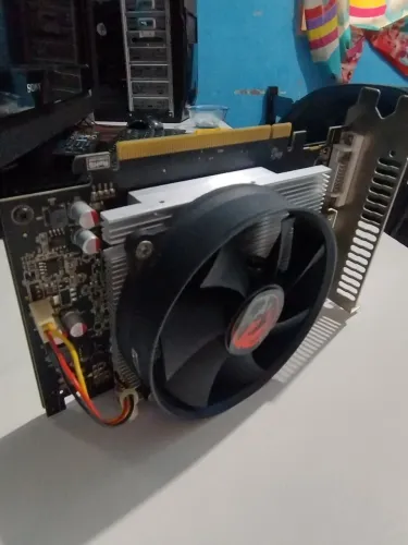 Placa video RX 550 4g roda tudo