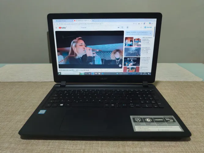Acer aspire i5 7° GER. 8GB RAM SSD 240GB + HD 500GB excelente estado