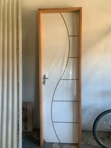 Porta HDF nova (porta + castilho)
