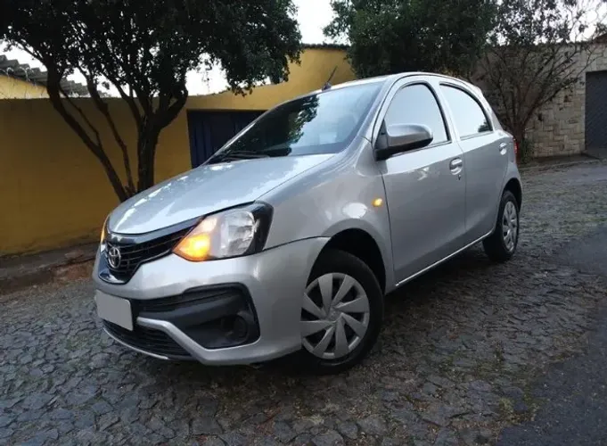 Toyota Etios X 1.3 Flex 16V 5P Mec. 2019