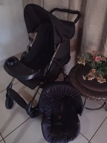 Carrinho+ bebê conforto