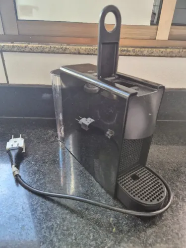Cafeteira Nespresso C30