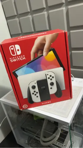 Nintendo switch Oled Branco. (Desbloqueado)