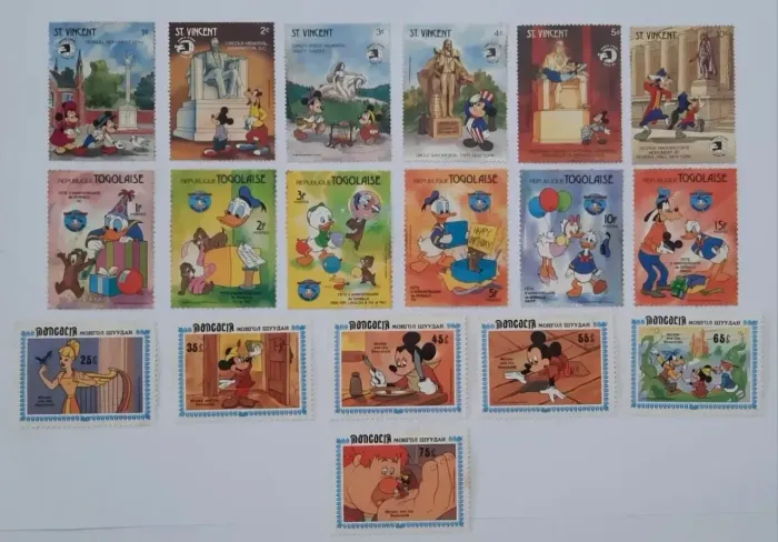 Selos Disney Anos 80 Coleção Com 136 Unidades Diferentes <br>Unidades Diferentes