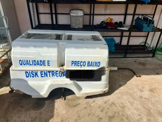 Carrocinha para entregas para moto 