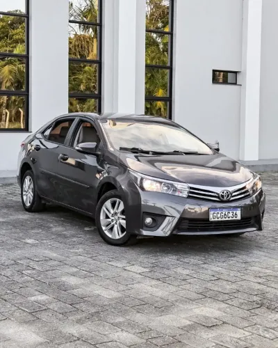 Toyota Corolla GLI 1.8 Flex 16V Aut. 2016