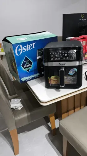 Air Fryer Oster DiamondTech 6L nova na caixa