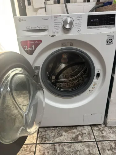 Máquina de lavar e secar LG